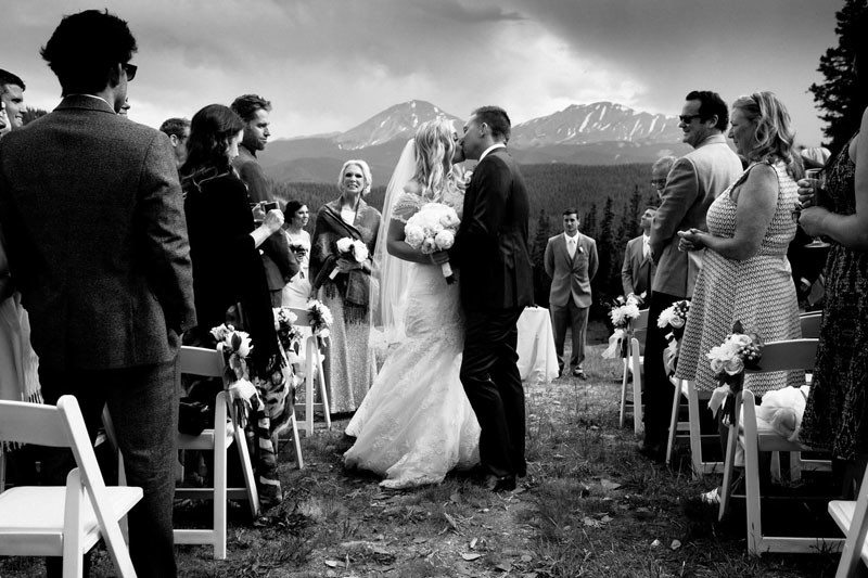 Почему на свадьбах так важны профессионалы