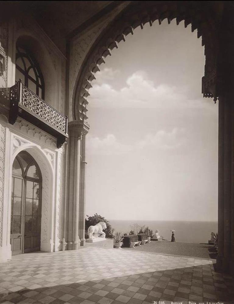 1908 Алупка. Вид из Альгамбры